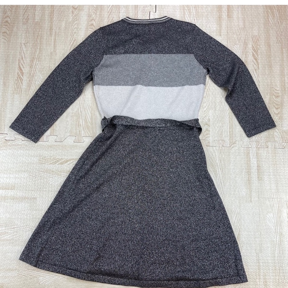 Calvin Klein Sparkle Metallic Sweater Belted Gray Dress, Sz L - Picture 5 of 5